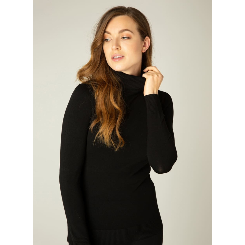 Base Level Trui Yuen Black